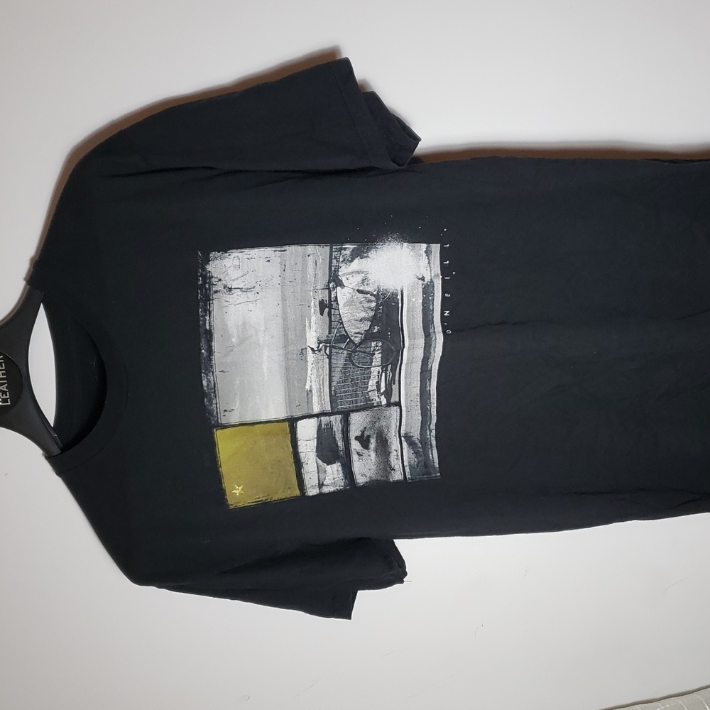 🤩3/$20 item O'Neill tee